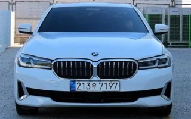 수원개인회생자중고차할부 5시리즈 (G30) 523d 럭셔리 매물 사진 1 - 2022/02 120,745km