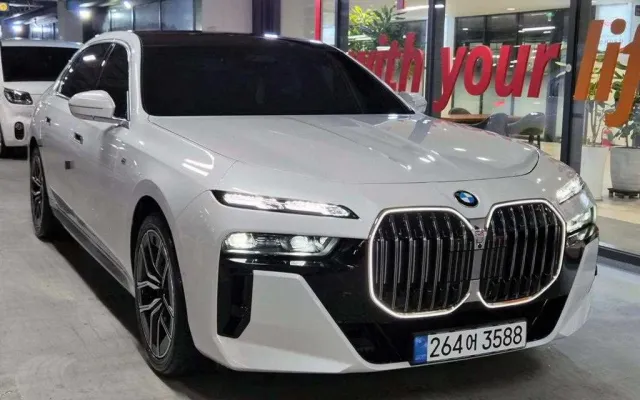 수원개인회생자중고차할부 7시리즈 (G70) 740i xDrive M 스포츠 매물 사진 16 - 2025/06 11,460km
