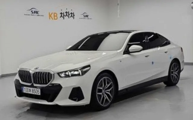 수원개인회생자중고차할부 5시리즈 (G60) 520i 매물 사진 14 - 2024/02 32,490km